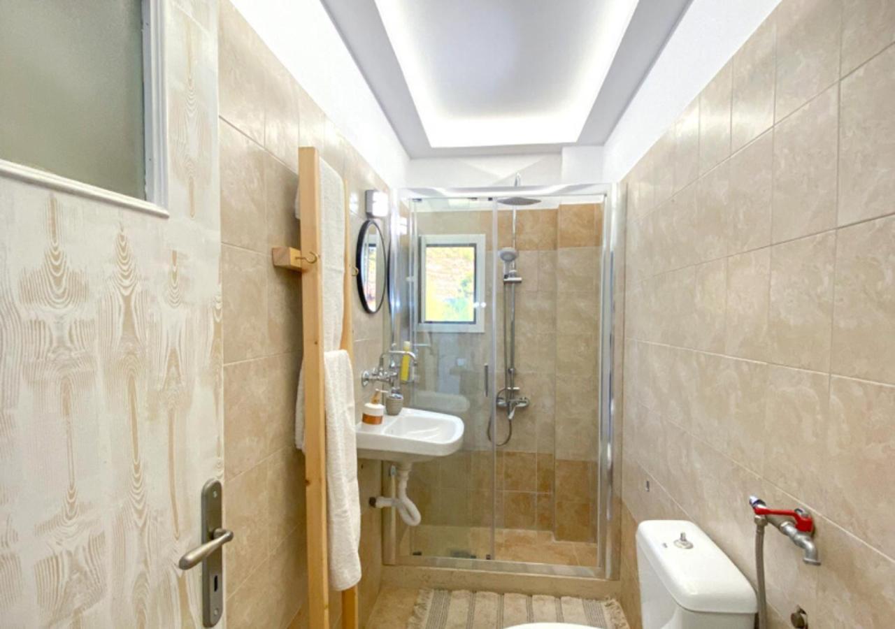 Summer Feel Suites Poros Town Exterior foto